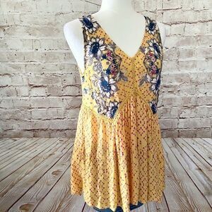 Blue Rain Francescas floral sleeveless blouse